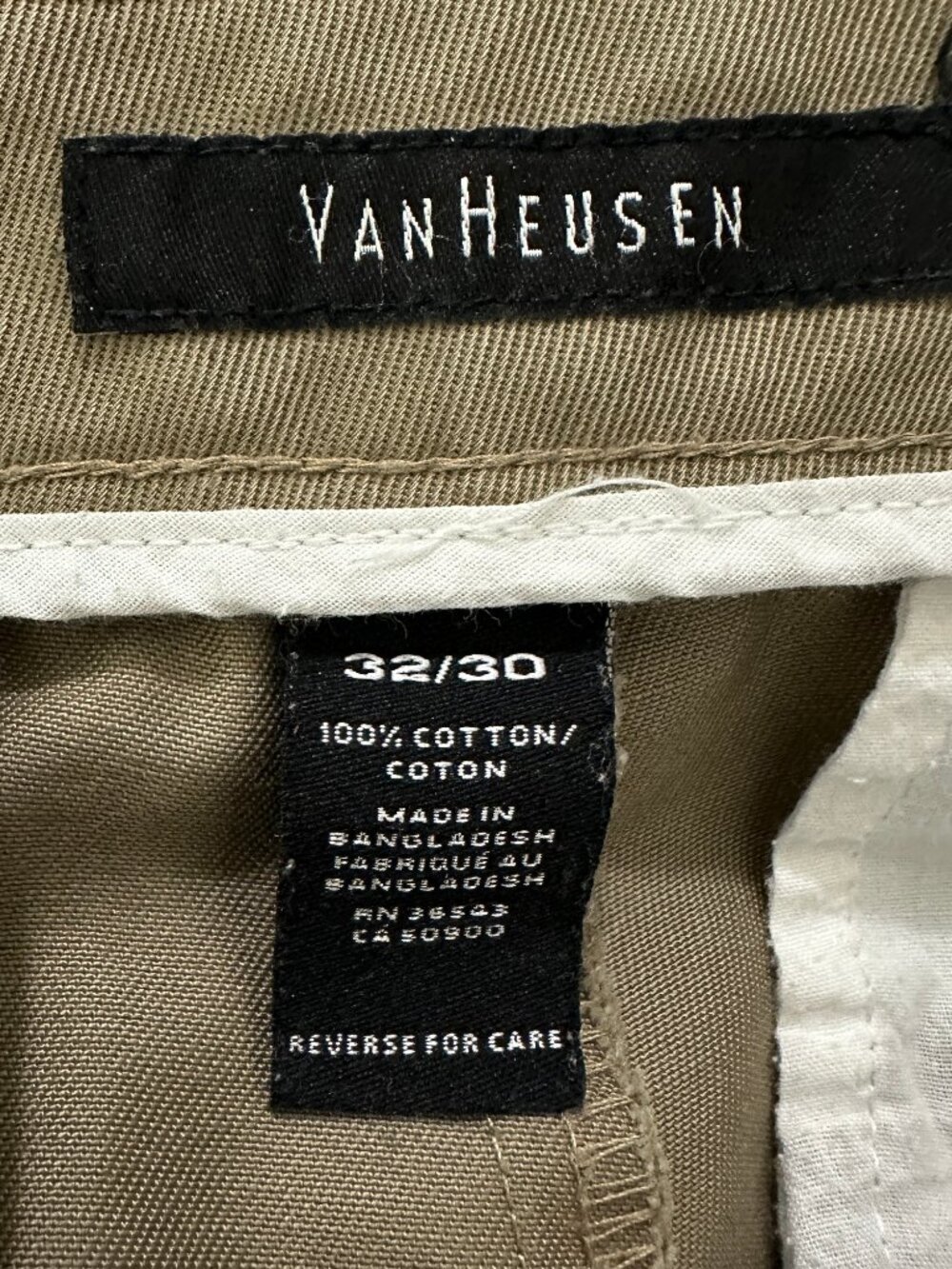 Van Heusen Men's Dark Khaki Chinos Pants Size 32x30 - Picture 3 of 5